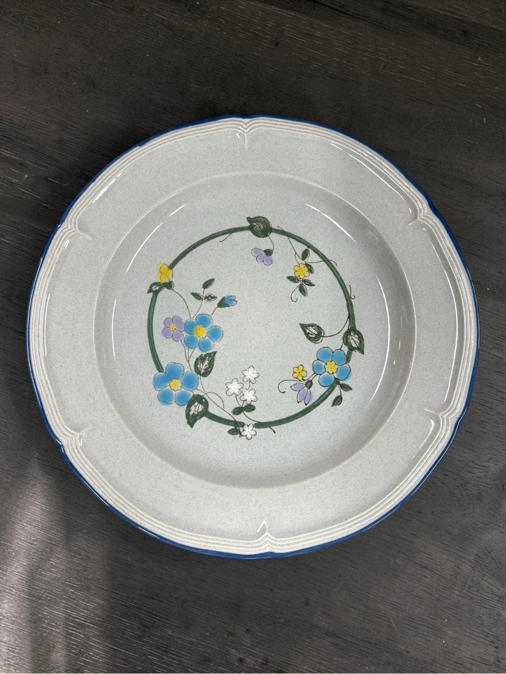 Vintage 1960s Finesse Suzanne Stoneware Chop Plate / Round Dinner Platter 12 in